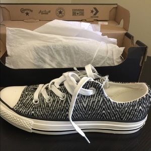 🌟BREAND NEW CONVERSE🌟
